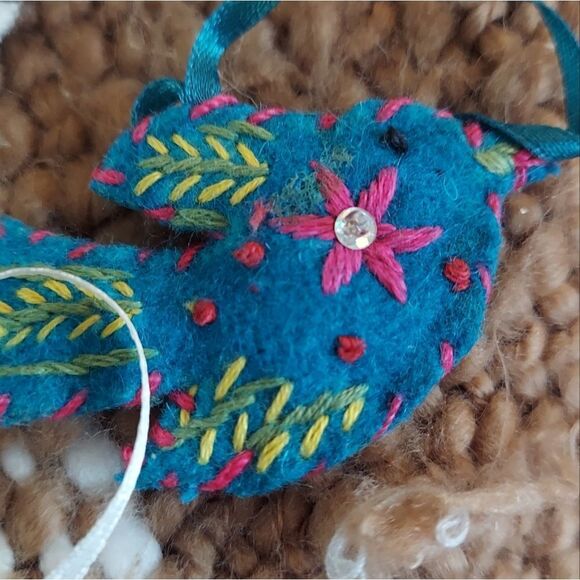 VTG Handmade Felt Embroidered Needlework Christmas Ornaments Lot Of 10 Ornaments - Picture 10 of 13